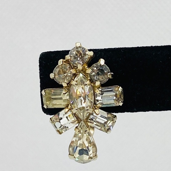 Vintage Crystal Screw On Earrings Jewelry - Picture 9 of 12